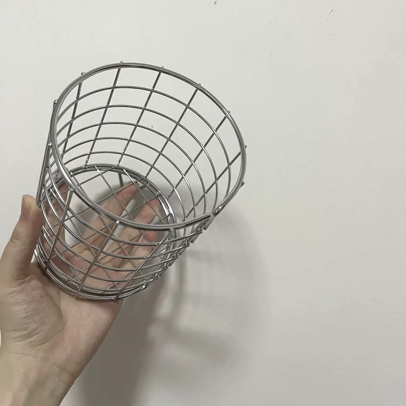 脚付き ワイヤー 収納 バスケット シルバー カゴ 小物入れ | 70PARK