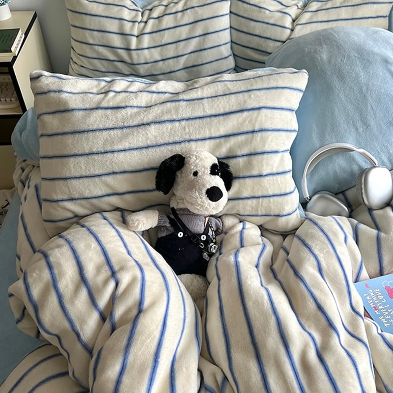 ブルー ストライプ ミルク ベルベット 布団カバーセット 全2種 | 70PARK