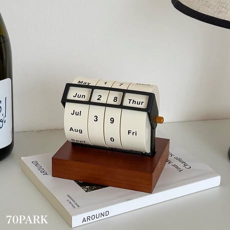 STORES 卓上カレンダーの検索結果