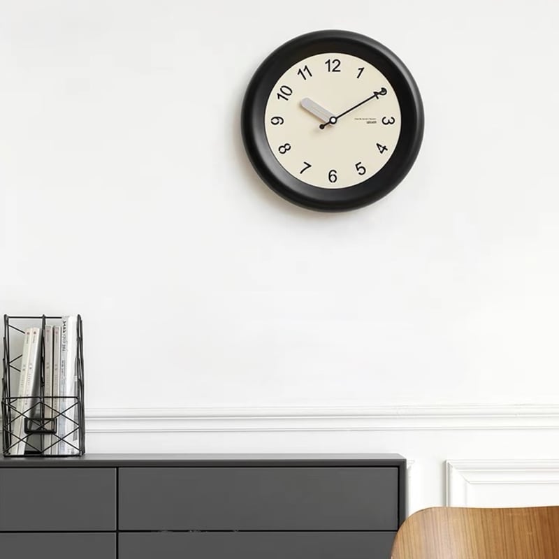 チャビー フレーム ラウンド クロック 全3色 壁掛け時計 | 70PARK