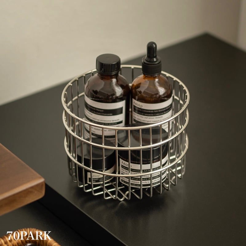 【2個セット】 ワイヤー ラウンド バスケット＊ フック付 ブラック 2個セット】 ワイヤー ラウンド バスケット＊ フック付 ブラック