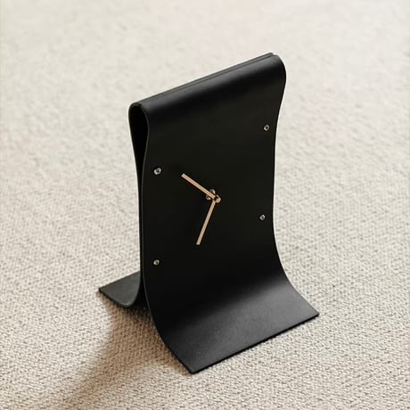 #モノトーン カーブ 卓上 クロック 全2色 置き時計 静音 オブジェ