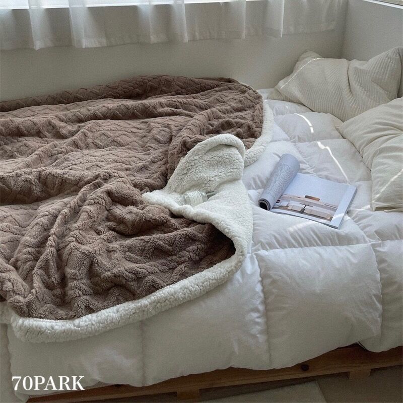 ケーブル模様 カラー フリース ブランケット 全9色 毛布 | 70PARK ケーブル模様 カラー フリース ブランケット 全9色 毛布 | 70PARK