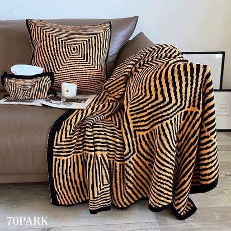 展示作品 マルチマット ブランケット ひざ掛け クッションカバー 楽天市場】ブランケット ハート 可愛い 膝掛け ニット ソファーカバー