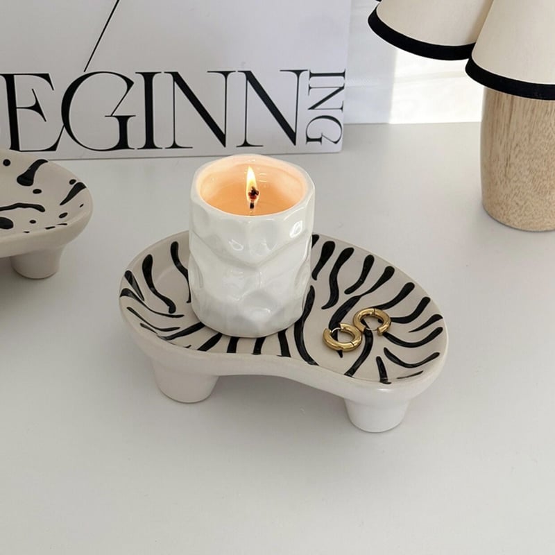 ゼブラ柄 脚付き ウエーブ アクセサリー トレイ 全2種 | 70PARK