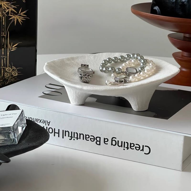 マットカラー 脚付き ラウンド アクセサリー トレイ 全2色 | 70PARK