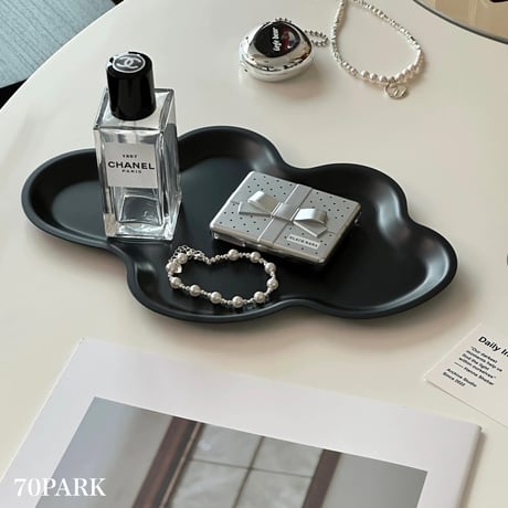 #クラウド型 ウエーブ アクセサリー トレイ 全2色 プレート 小物置き 香水収納