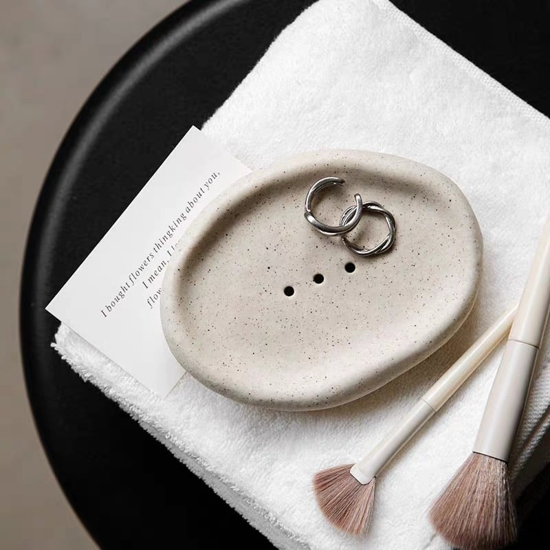 ぽってり セラミック ソープディッシュ 全3色 石鹸置き トレイ | 70PARK