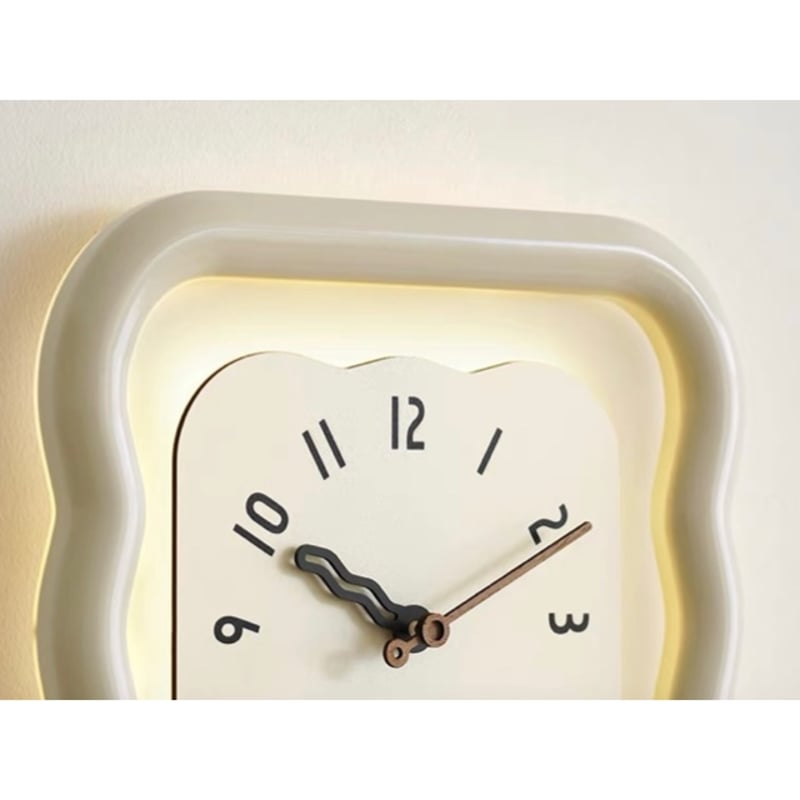 LEDライト付き ウエーブ クリア クロック 全3色 掛け時計 | 70PARK