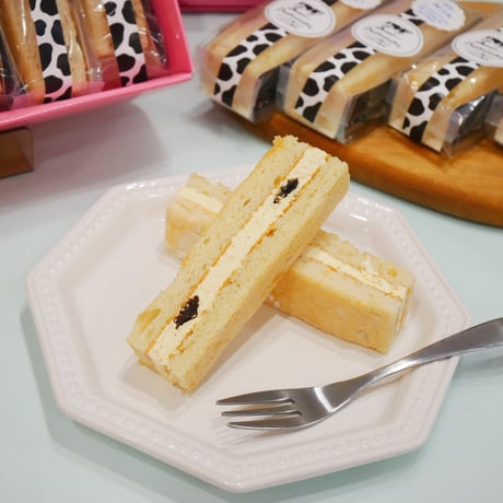 バターサンドセット（ミルクサンド６本、レーズンサンド４本入り）