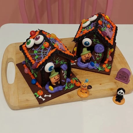 ハロウィン「全部食べられる」お菓子のおばけやしき【halloween　hauntedhouse アイシングクッキー】