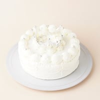 ティアラケーキ　生クリームデコレーション　4号サイズ