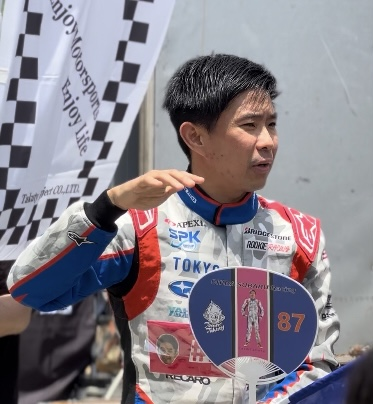 Team Takuty応援うちわ | レーシングドライバー井口卓人オフィシャル