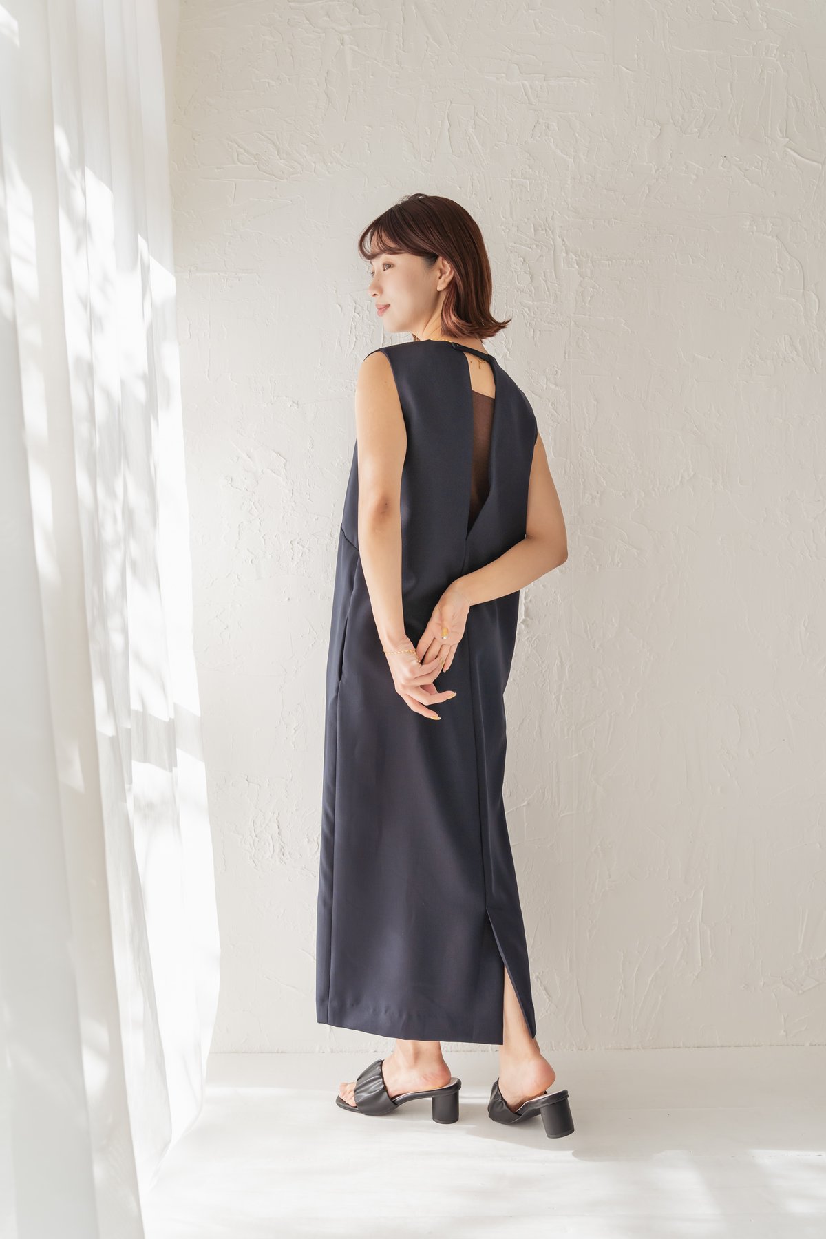 Vネックワンピース 深Vネックロングワンピース バックシャンワンピース  