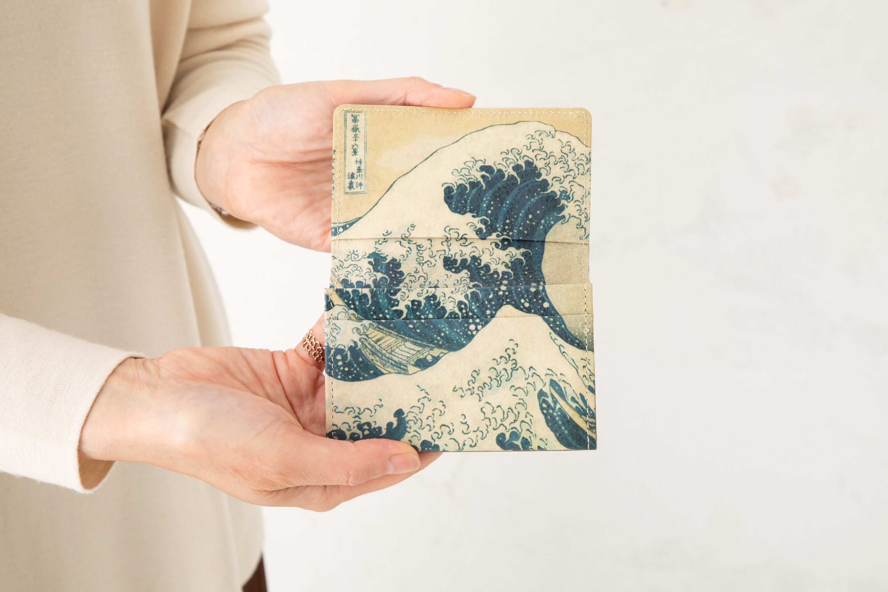 【北斎 美人画 名刺入れ】粋 カードケース 日本画 浮世絵 original