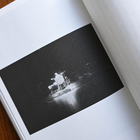 ICHIKO AOBA 15TH ANNIVERSARY BOOK【青葉市子さんサイン入】