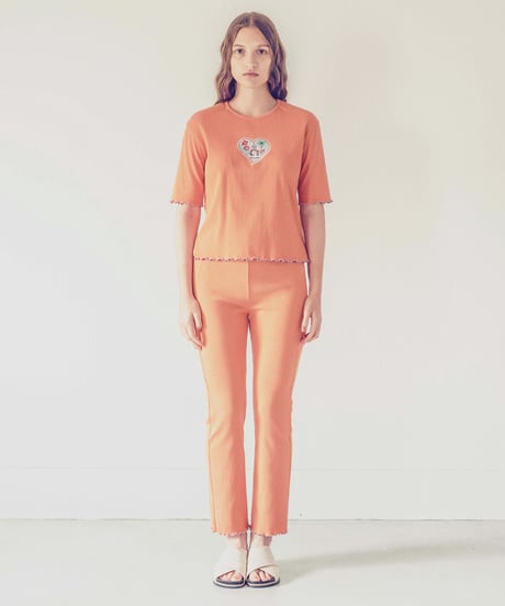 ハート切手の刺繍リブTシャツ (orange)
