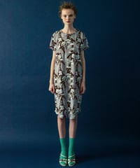 カンナの花のプリントカットソーワンピース (brown)