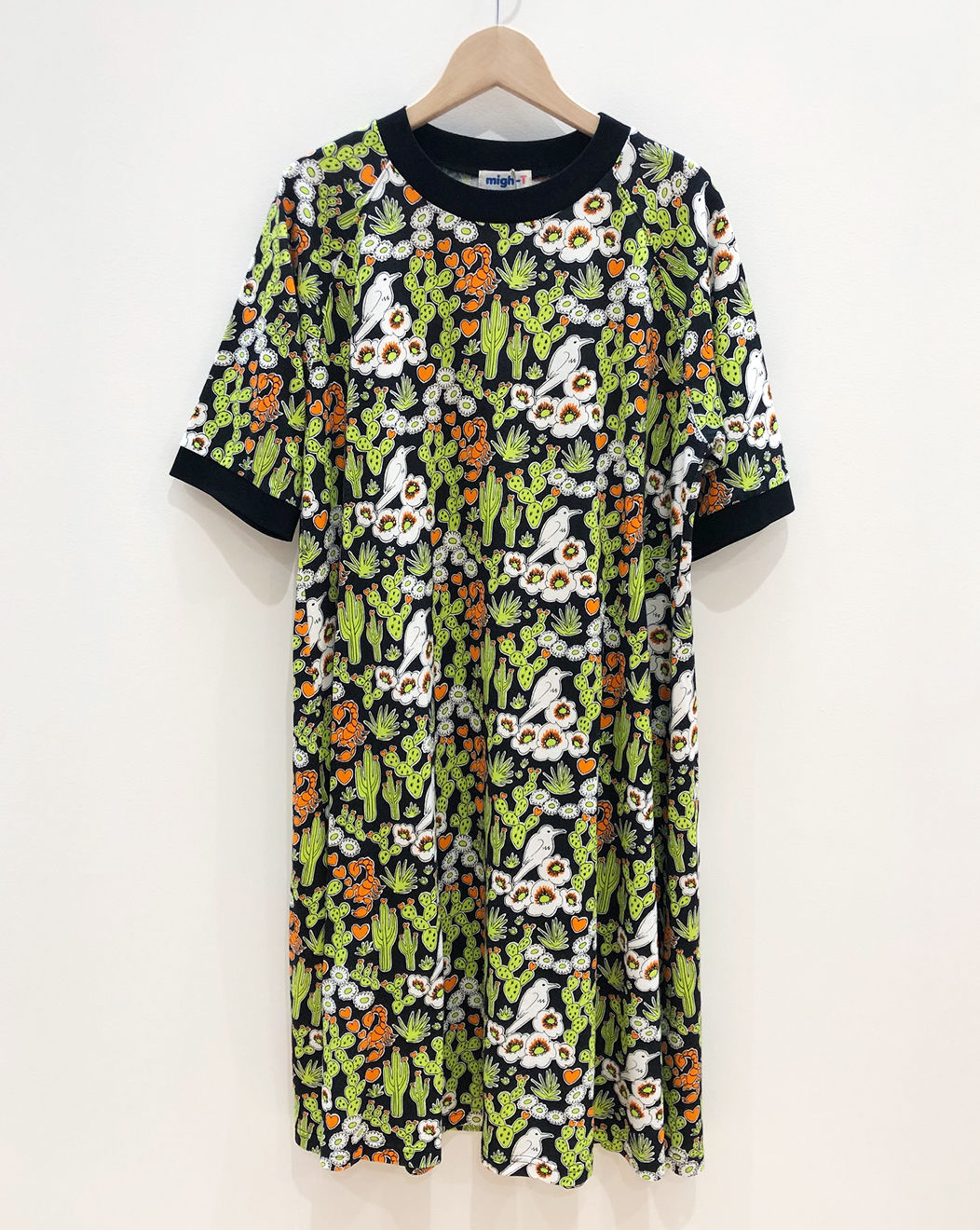 サボテンプリントカットソーワンピース (black) | migh-T by Kumiko W