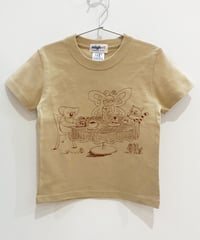 ティータイムのキッズTシャツ (beige)