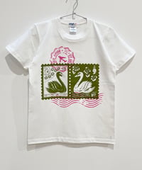 スワン切手のキッズTシャツ (olive x white)