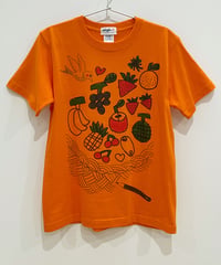フルーツバスケットのTシャツ (orange)