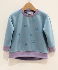 7匹の恐竜刺繍キッズスウェット (light blue)
