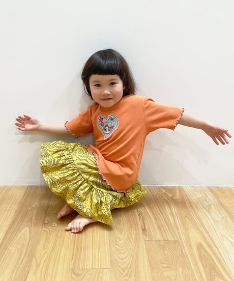 ハート切手の刺繍キッズT (orange)