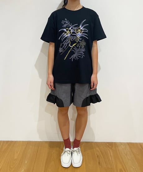 フラワースマイルTシャツ (black)