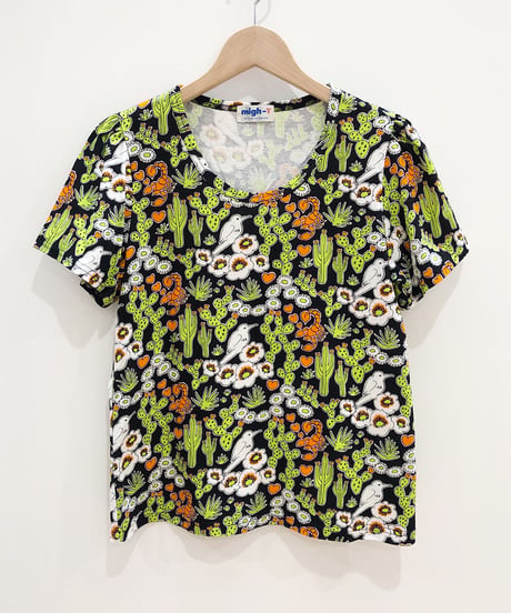 サボテンプリントフリルそでTシャツ (black)