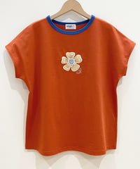フラワーアップリケフレンチスリーブTシャツ (orange)