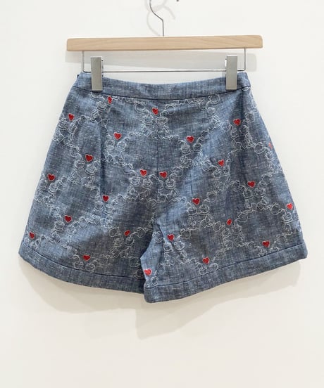 <SAMPLE SALE> アフターヌーンティー刺繍のデニムショートパンツ