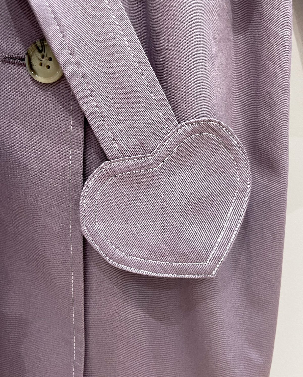 ネコ♡ベルトトレンチコート (mauve) | migh-T by Kumiko Watari ネコ♡ベルトトレンチコート (mauve) | migh-T by Kumiko Watari