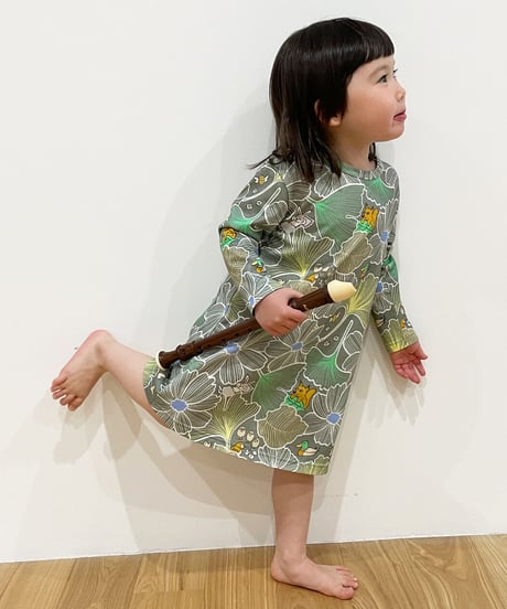 ネストプリントキッズワンピース (grey green)