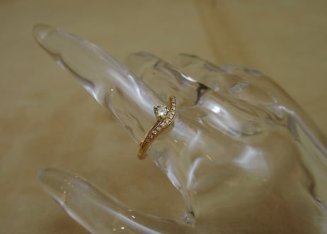 "WAVE" Diamond Ring (r/d)