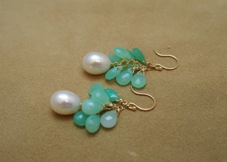 Chrysoprase & F.W.Pearl "Chapeau" Earrings