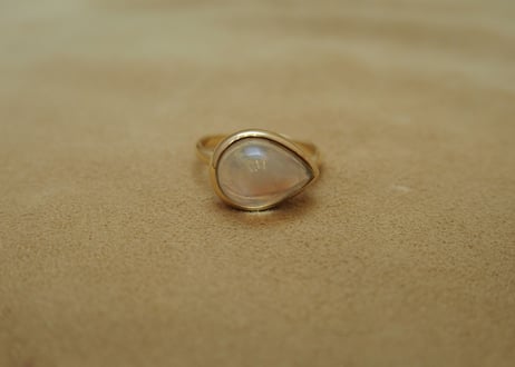 Royal Moonstone Drop Ring(p/s)