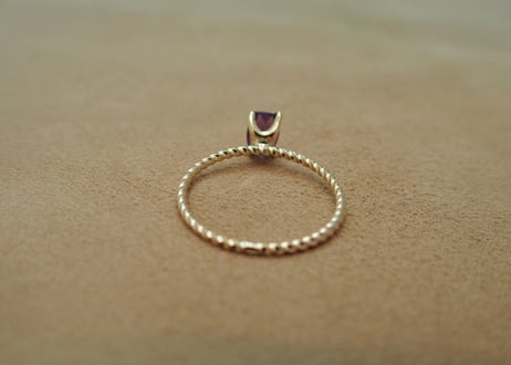 Amethyst Petit Ring (s/q)