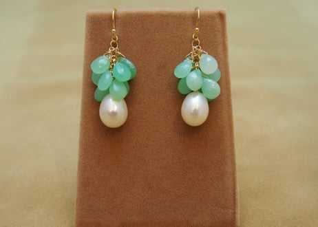 Chrysoprase & F.W.Pearl "Chapeau" Earrings