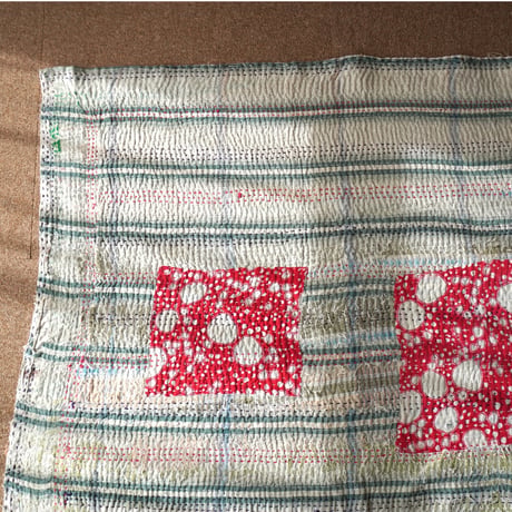 Vintage Kantha Quilt 4（ヴィンテージカンタキルト4・エメラルドグリーン・サーモンピンク・レッドドット)