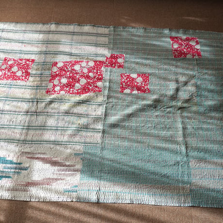 Vintage Kantha Quilt 4（ヴィンテージカンタキルト4・エメラルドグリーン・サーモンピンク・レッドドット)