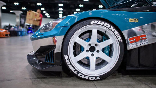 アディクション hycade スープラ　TOYO TIRESステッカー アディクション hycade スープラ TOYO TIRESステッカー アディクション