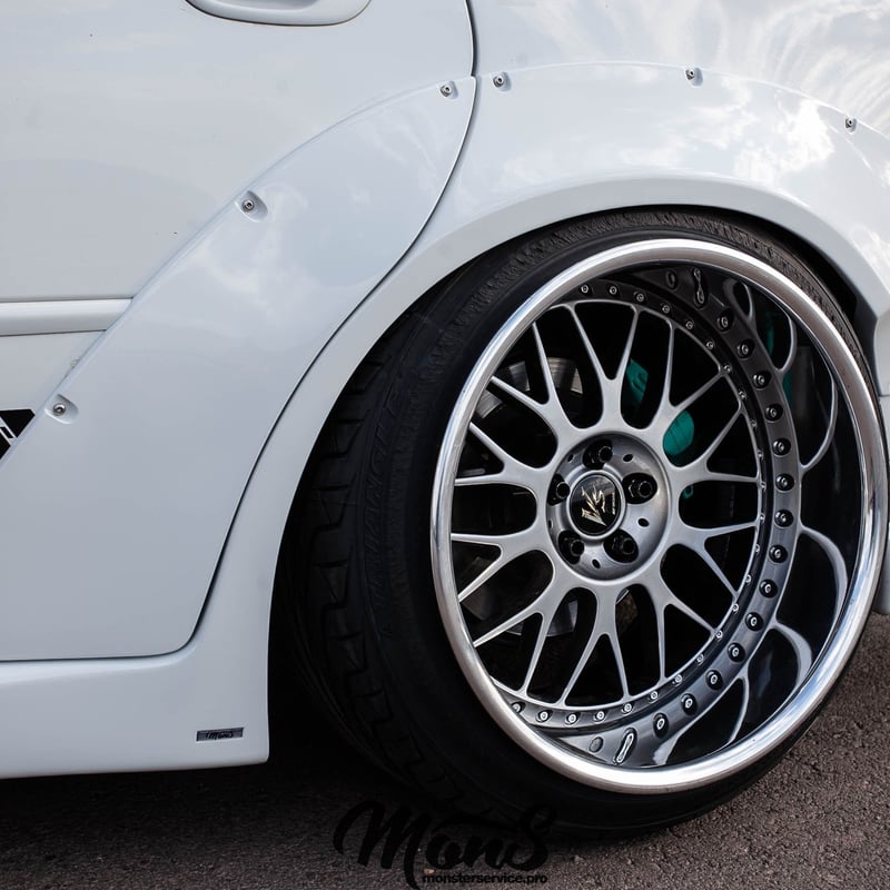 Subaru Legacy BL ワイドボディキット】 | Works VERY Osaka