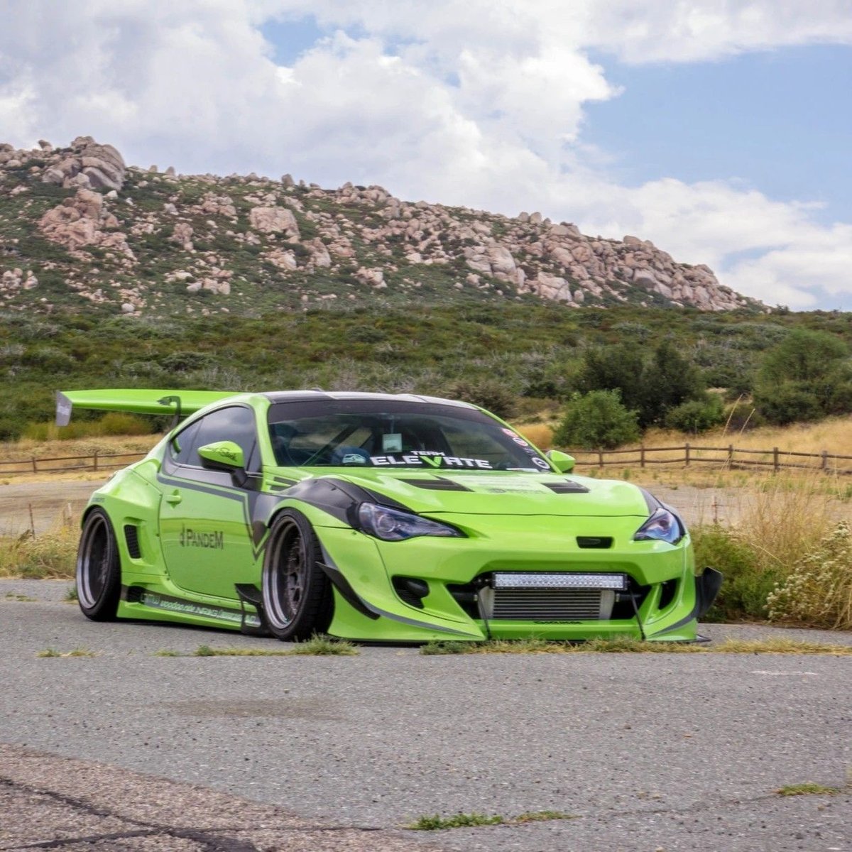 Battle Aero GTウイングキット スワンネック 86&BRZ】FRP製/170cm