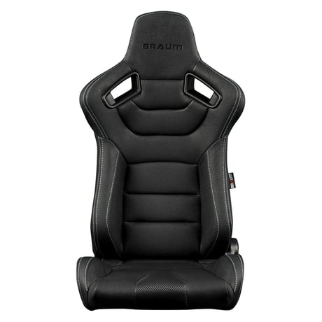 ２脚【Braum Racing セミバケットシート ブラック＆白ステッチ】