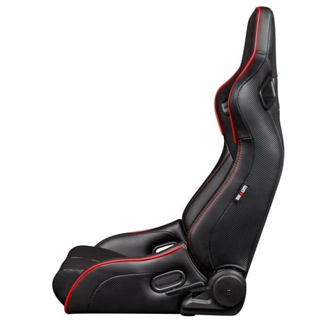 ２脚【Braum Racing  セミバケットシート Elite-R ブラックレザー＆レッドパイピング】