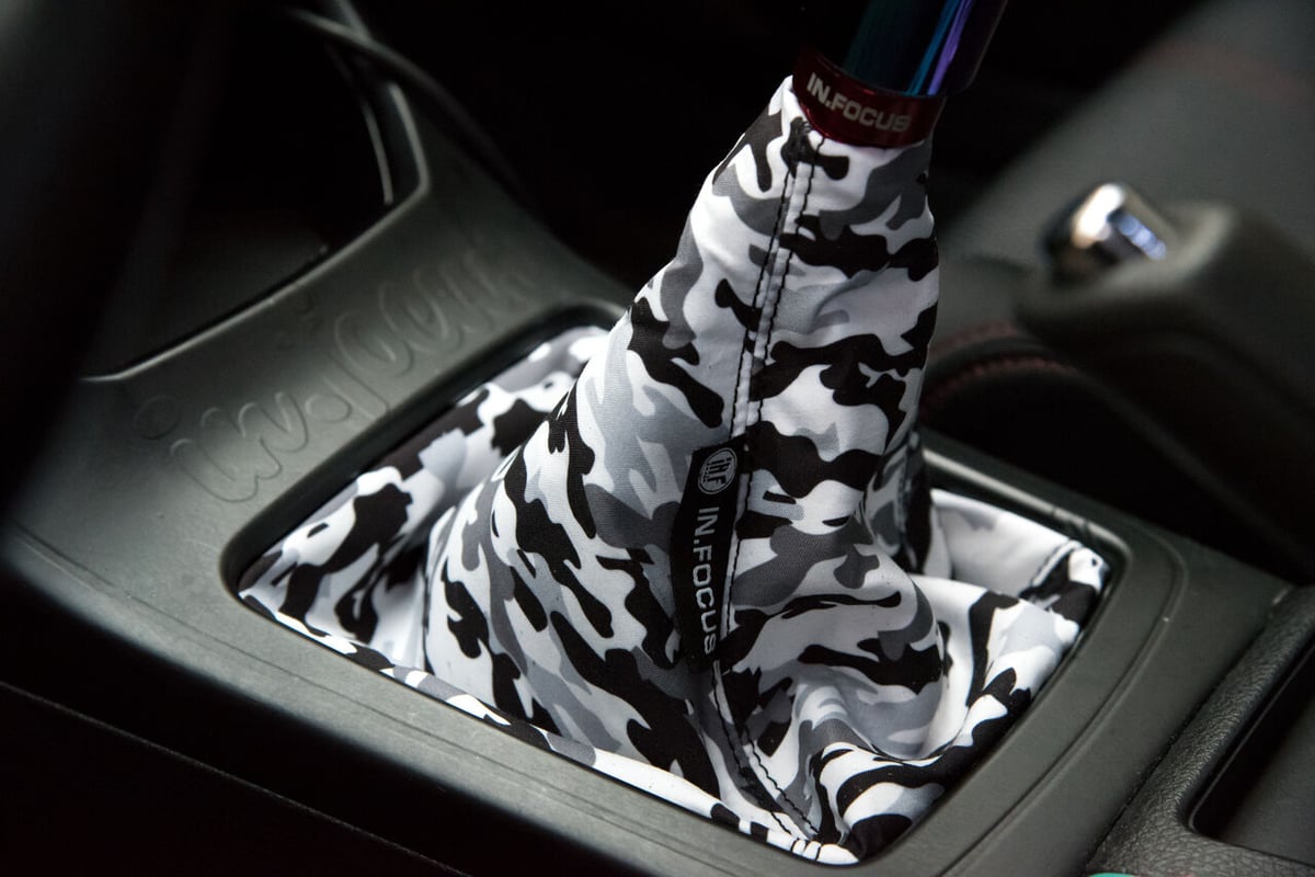 【IN.FOCUS シフトブーツ White Camo】 Works VERY Osaka