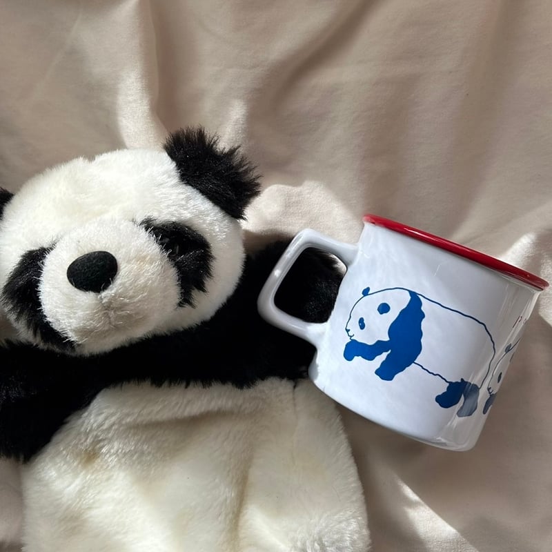 ラウンドリップマグカップ「panda lovers(パンダ愛好家)」 | もちづき