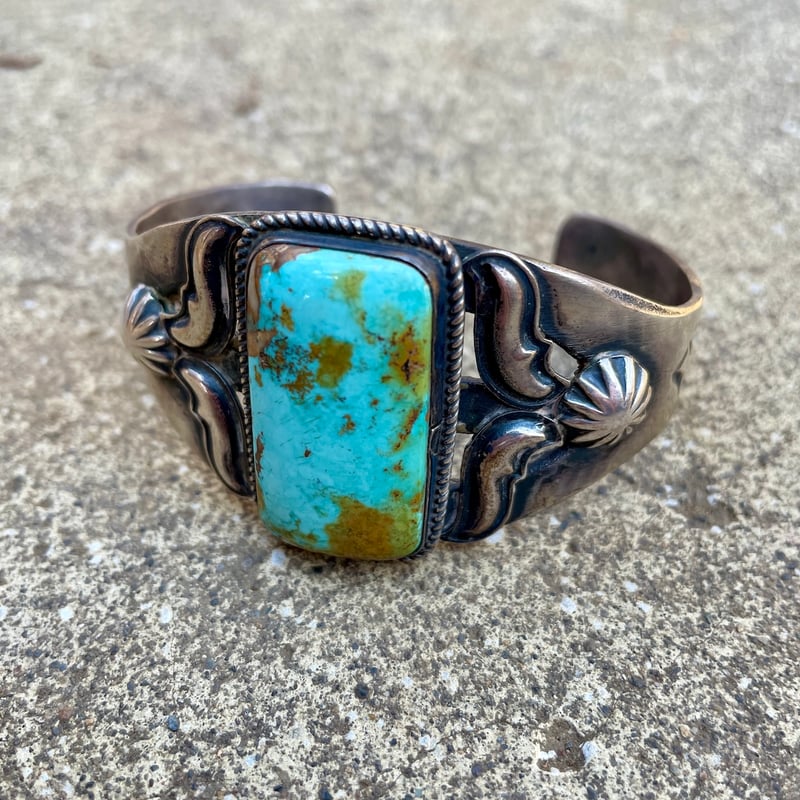 Vintage Navajo cuff bangle <made by Kirk Smith>