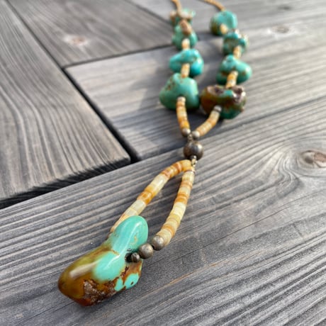 Navajo turquoise necklace *natural stone - Old Stock